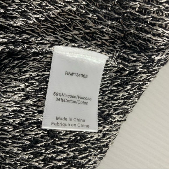 Andrea Jovine NWT’s Silver Combo Form Fitting V-Neck w/Strap Mini Dress Size SM - Picture 11 of 13